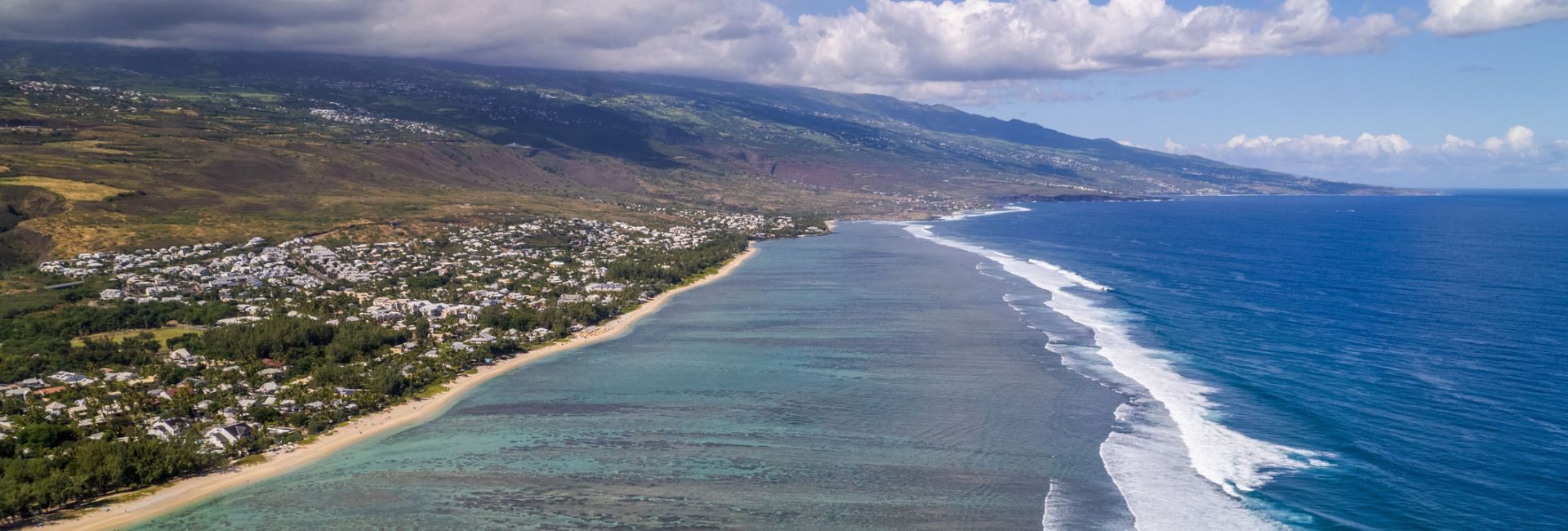 location vacances la réunion les pieds dans l'eau