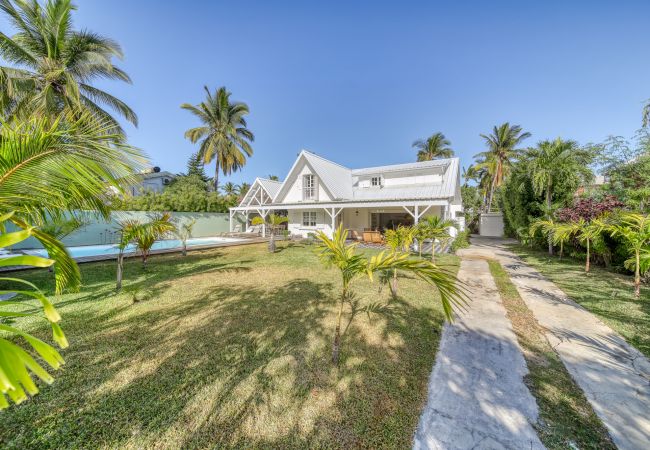 jardin privée avec piscine villa la saline les bains la réunion