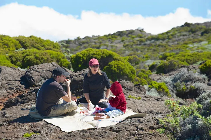 Famille picnic à a Réunion