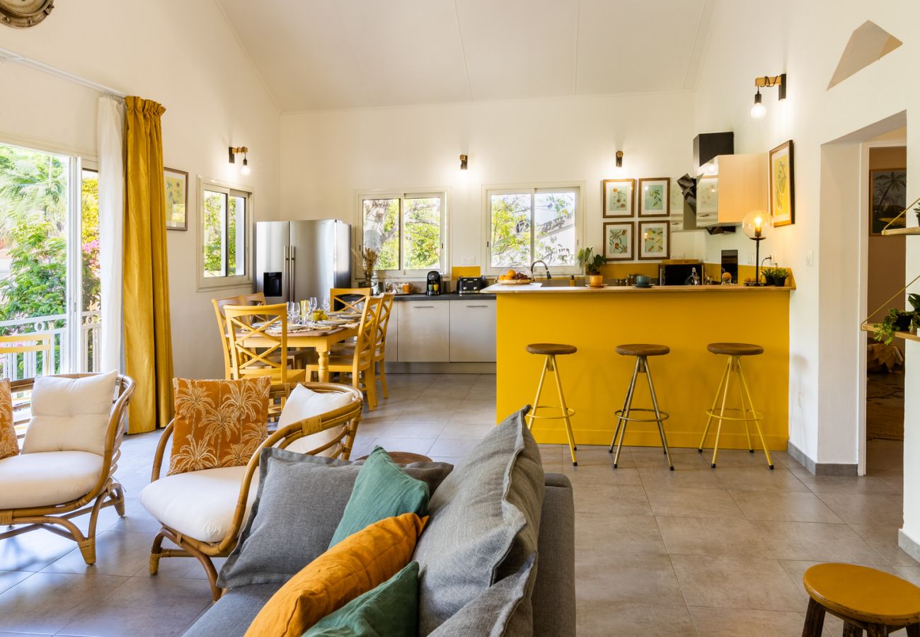 Appartement à Saline les Bains - Kaz Zévi - Haut de Villa 4* à la Saline les Bains
